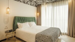 Room - La Pietra Hotel Restaurant (L'Île-Rousse)