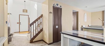 Cozy 3BR Getaway with Yard, Fireplace, Sleep 6