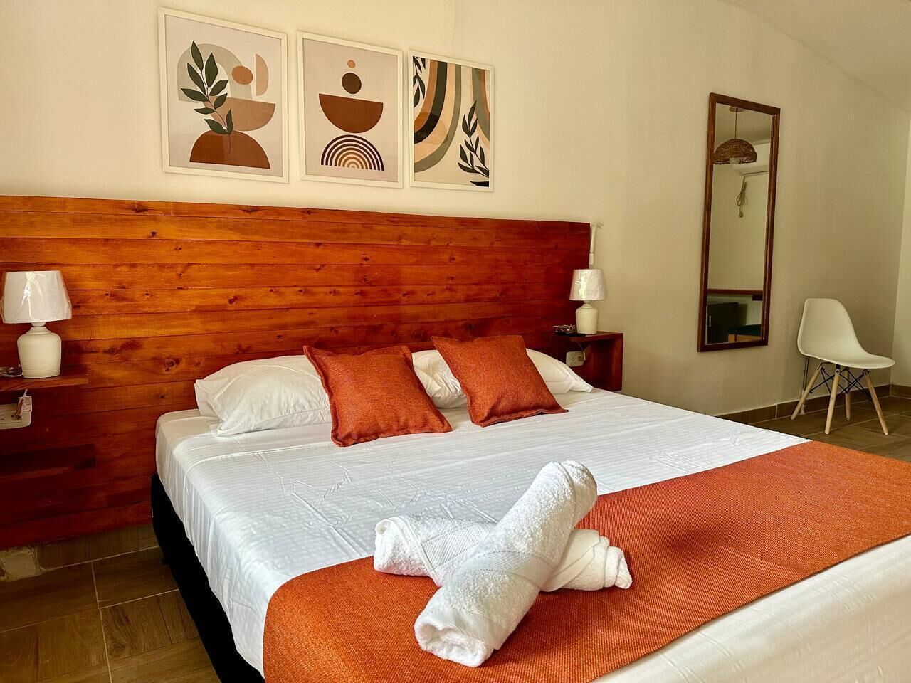 1 chambre, fer et planche à repasser, Wi-Fi, draps fournis