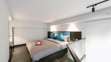 Comfort Double Room, City View | Blackout drapes, WiFi (free)