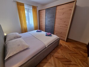 Room - Wohnung in Crikvenica mit Terrasse, AC, Parkplatz by Interhome (Crikvenica)