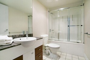Towels, soap, shampoo, toilet paper - Seas the View! Surfers Paradise Level 30 at 2305 (Gold Coast)