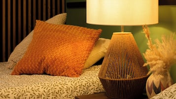 Room, 2 Twin Beds | Free WiFi