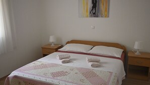 Room - in Crikvenica mit Schöner Terrasse by Interhome (Crikvenica)