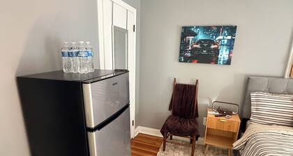 Grey comfort room