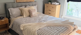 Grey comfort room