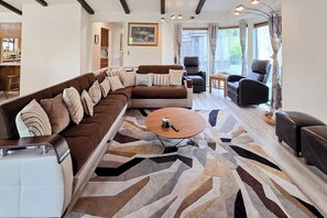 Fernseher, Kamin