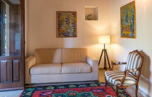 Living area - Nice home in Siracusa with house a panoramic view (Siracusa)