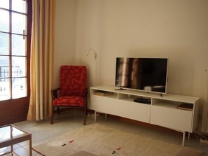 Fernseher, DVD-Player