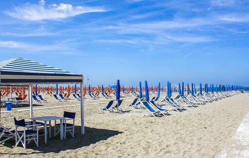 Nice home in Forte dei Marmi with WiFi