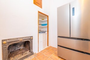 Interior - VILLA SANTANYI SUEÑO DE VERANO - Beautiful country house with private pool and free Wi-Fi (Santanyí)