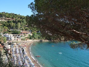 Unclassified image, 3 of 33, button - mit Wasserblick by Interhome (Capoliveri)