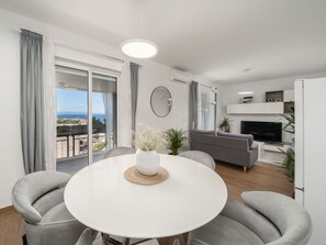 Dining - Ana mit atemberaubendem Meerblick by Interhome (Makarska)