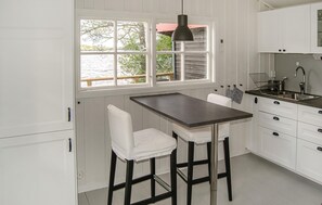Dining - Beautiful home in Bålsta with lake view (Bålsta)
