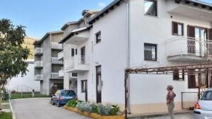 Exterior - Charmante Wohnung La-Le by Interhome (Podstrana)