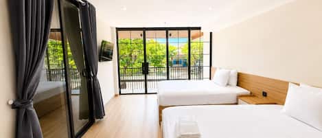 Family Room, Balcony | City view