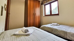 2 bedrooms, Internet - in Kaštel Lukšić mit großer Terrasse und Bergblick by Interhome (Kaštel Lukšić)
