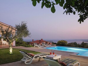 Pool - Villa MAREVISTA by Interhome (Brovinje)