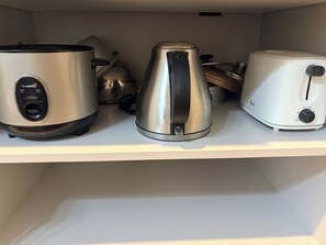 Kaffe och/eller kaffebryggare