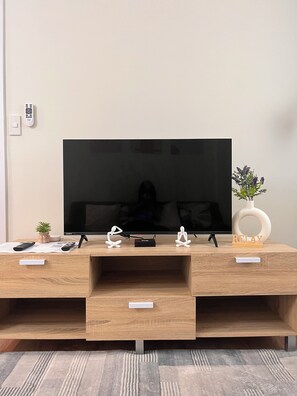 Interior - Cozy 1-bedroom condo in marvelous Lapu-Lapu with AC (Lapu-Lapu)