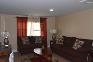 TV - Bayside Estate - Ocean View Family Vacation Rental (Bottle Creek)