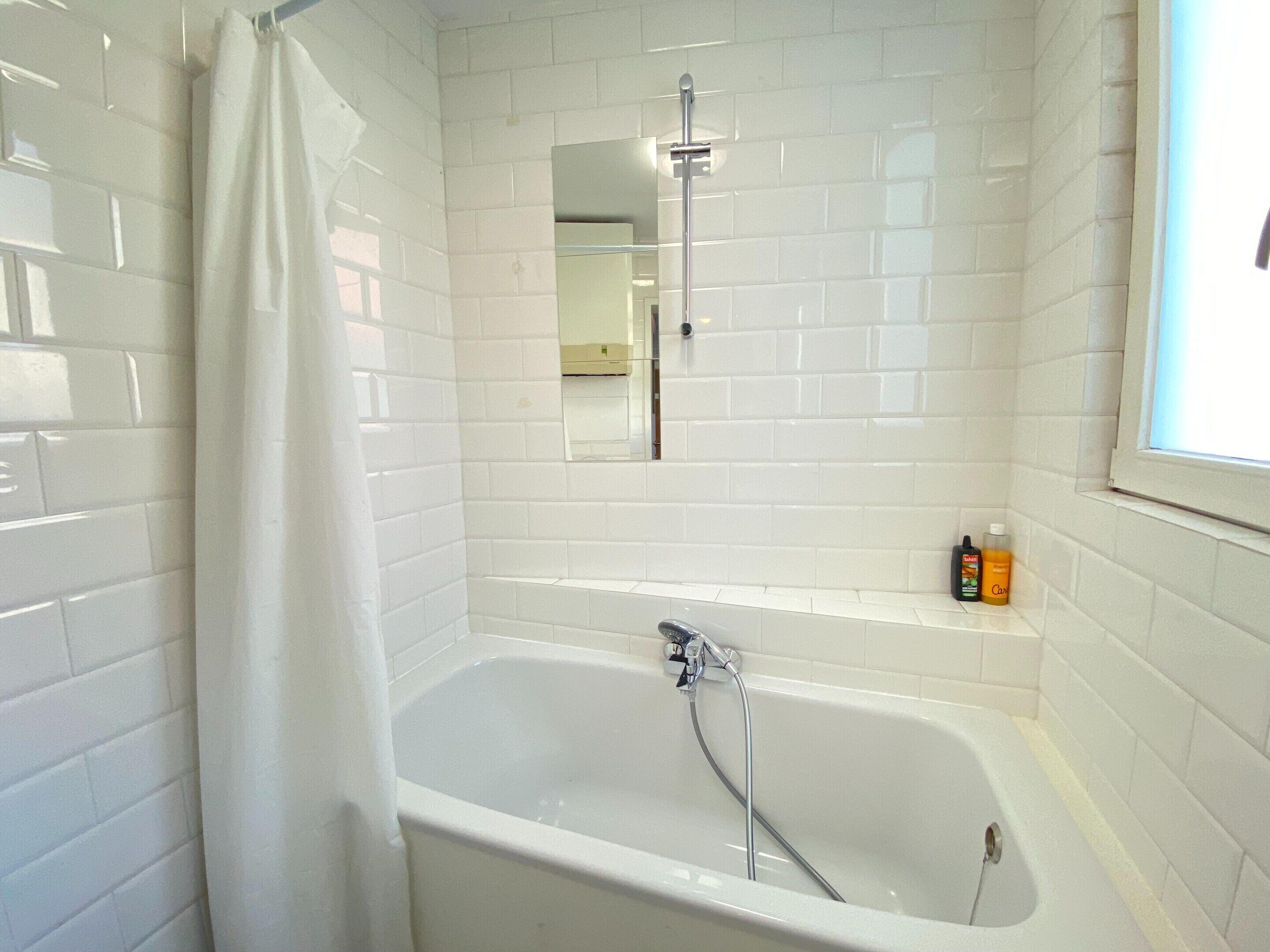 Apartment | Bathroom