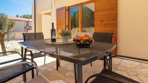 Outdoor dining - Villa Cissana by Interhome (Fažana)