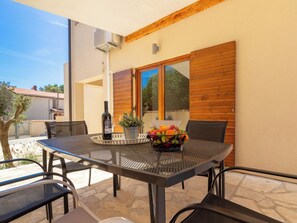 Outdoor dining - Villa Cissana by Interhome (Fažana)