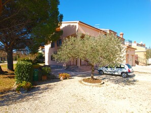 Property grounds - Apartment 2011 by Interhome (Fažana)
