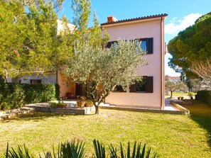 Exterior - Apartment 2011 by Interhome (Fažana)