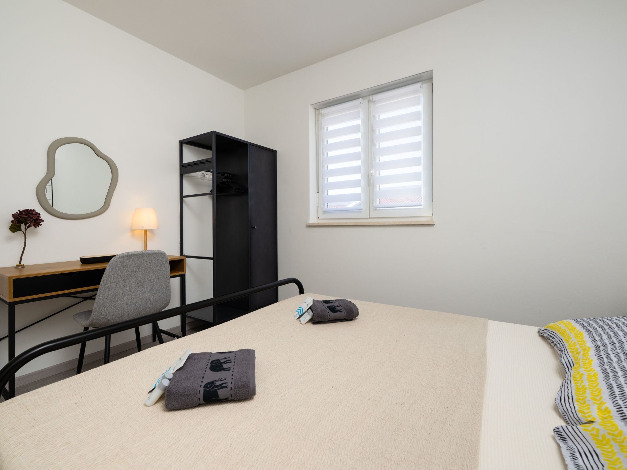 2 bedrooms, internet
