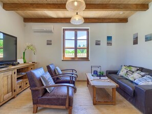 Living area - Villa Gracia Patricia by Interhome (Bokordici)