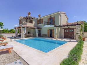 Pool - Villa Gracia Patricia by Interhome (Bokordici)