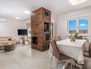Dining - Villa Jessica by Interhome (Bokordici)