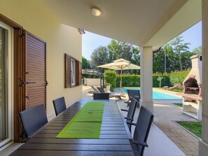 Outdoor dining - Villa Banjole by Interhome (Pula/Banjole)