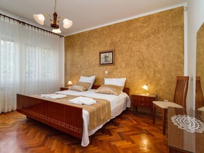 Room - Geräumige Wohnung Lory mit Meerblick by Interhome (Bokordici)