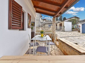 Outdoor dining - House 2148 by Interhome (Pula/Banjole)
