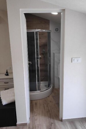 Bathroom - House Perina hiža by Interhome (Cere)