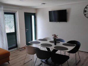 Dining - House Perina hiža by Interhome (Cere)