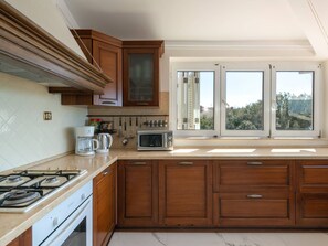 Private kitchen - Apartments Donatella -Apt 2- mit Meerblick by Interhome (Pula/Banjole)