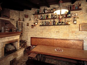 Bar (in der Unterkunft)