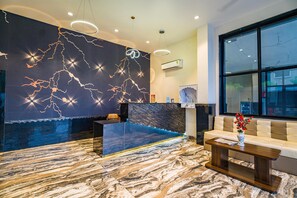 Lobby - Kanha Shree by Cosmos Hotels (Indore)