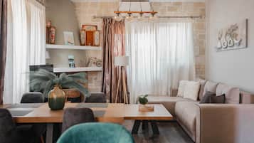Maison Familiale, vue ville | Intérieur