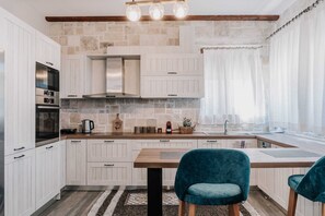 Private kitchen - Guince House by All About Paxos (Paxos)