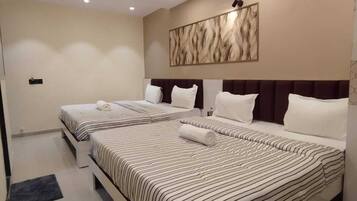 Family Room | Free WiFi