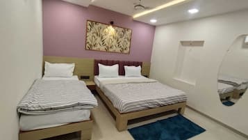 Deluxe Triple Room | Free WiFi