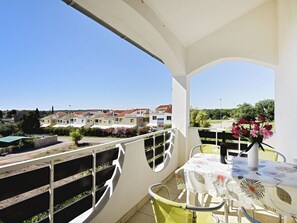 Outdoor dining - Apartment 343 by Interhome (Dracevac)