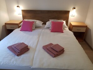 2 Schlafzimmer, Internetzugang