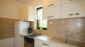 Unclassified image, 2 of 25, button - Pinia in Strandnähe  mit Garten by Interhome (Dracevac)