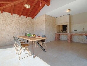 Outdoor dining - Villa Frida by Interhome (Vižinada)